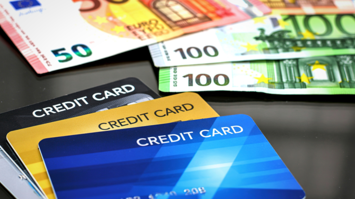 Euro, dolar czy karta